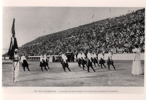 Danish women giving a demonstration of group gymnastics session at the Athens Olympics, from Les Sports Modernes, 1906